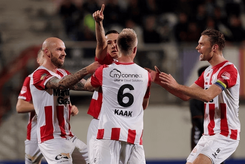 暂的出场时 暂的出场时