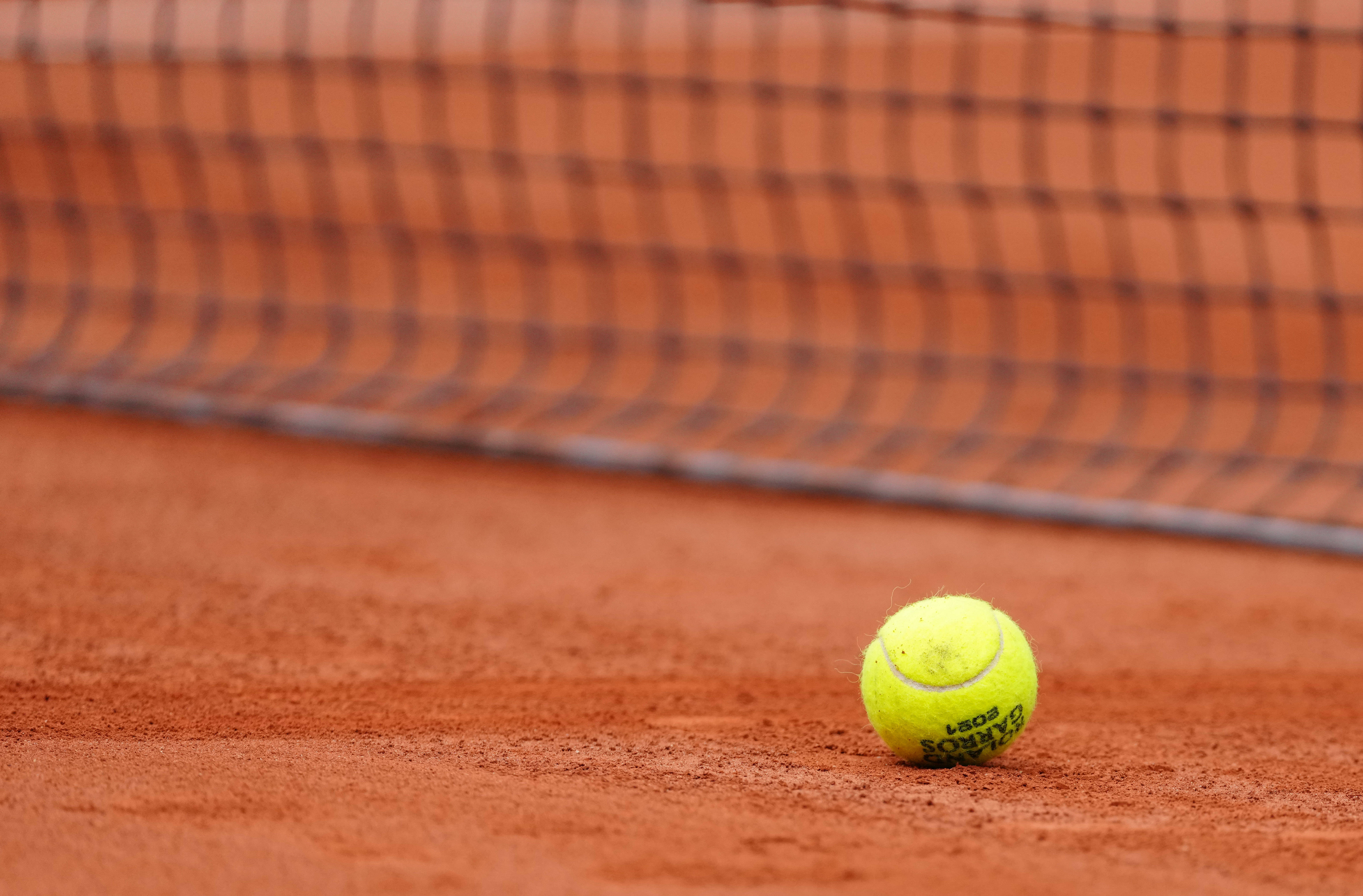 勇士苦追两 勇士苦追两